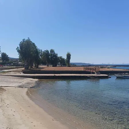 La Casa Di Kokkines * Plitra